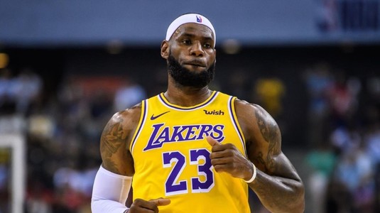 LeBron James, primul jucător din istoria NBA care a depăşit pragul de 39.000 de puncte în carieră