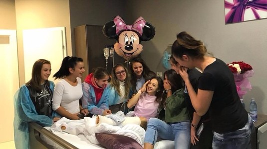 Larisa Iordache a fost operată. FOTO | Colegele de la lot i-au făcut o surpriză şi-au vizitat-o după operaţie