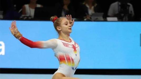 Distracţie în studio pentru Nadia şi campionii de la gimnastică! "Ne dă un impuls pentru a performa mai departe şi pentru a rămâne în istorie"
