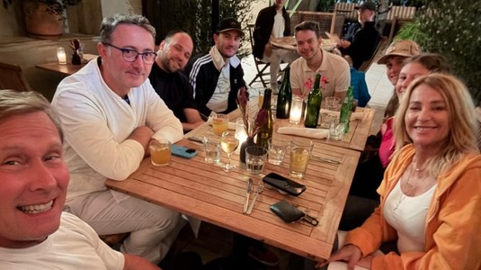 VIDEO | Cum arată apartamentul Nadiei din Los Angeles: "Cum am posibilitatea, merg să-i văd pe copii". + Zeiţa de la Montreal va filma împreuna cu Arnold Schwarzenegger