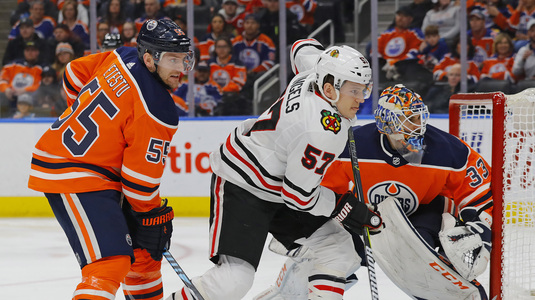 În ultimul meci transmis în direct de Telekom Sport din NHL în 2017, Edmonton şi Chicago au făcut spectacol la Rogers Arena