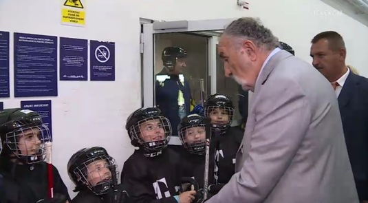 VIDEO | Moment aniversar la patinoarul Telekom Arena, cu Ion Ţiriac şi Ilie Năstase printre invitaţi