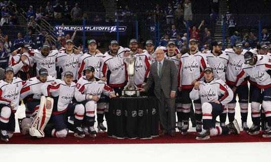 Washington Capitals a devenit campioana conferinţei de Est a NHL | Urmează lupta cu Vegas Golden Knights pentru prima cupă Stanley din istoria clubului