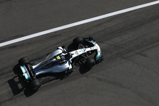 Mercedes, la putere în Marele Premiu al Rusiei. Bottas pleacă din pole-position, Hamilton al doilea