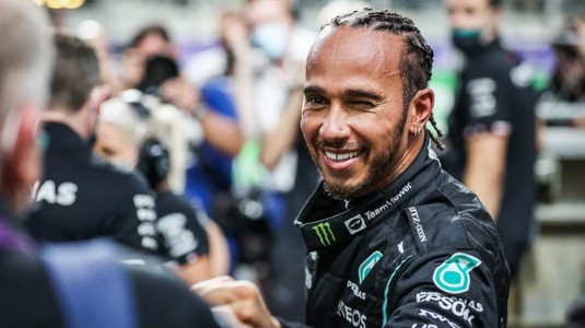Lewis Hamilton în pole position la penultima cursă a sezonului de F1. De pe ce poziţie va pleca Verstappen în Marele Premiu al Arabiei Saudite