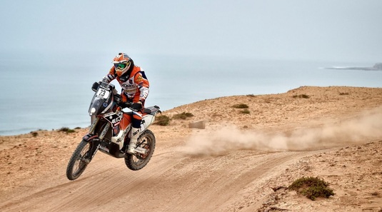 Emanuel Gyenes, locul 33 la clasa moto, în etapa a patra a Raliului Dakar. La Original by Motul - Malle Moto, românul a ocupat locul 1