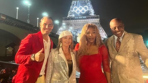 Nadia Comăneci, după participarea surpriză la ceremonia de deschidere a JO: ”Momente emoţionante şi memorabile!”