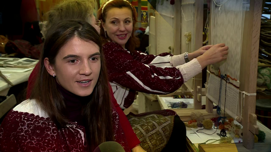 VIDEO EXCLUSIV | De 1 Decembrie, campioanele Liliana Gafencu şi Ionela Cozmiuc şi-au amintit de tradiţiile româneşti