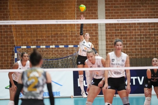 Volei feminin | Allianz MTV Stuttgart – CSO Voluntari, scor 2-3, în ultimul meci din grupa E a Ligii Campionilor