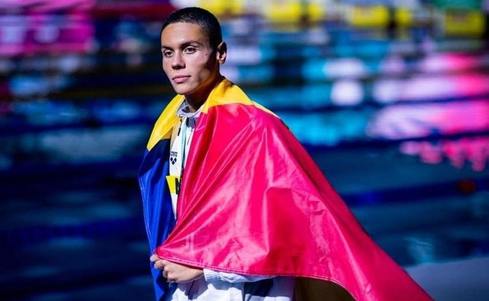 Mundo Deportivo, la picioarele lui Popovici după recordul european: ”Stratosfericul nu a avut niciun rival”