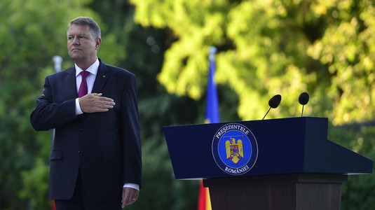 Liber la finanţări din partea autorităţilor locale! Pragul de 5% a fost înlăturat. Legea promulgată de Iohannis