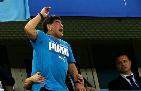 Maradona, în stare de şoc după dispariţia lui Sala! "Dumnezeu vrea ca el să doarmă!" Reacţia legendarului argentinian după accidentul aviatic