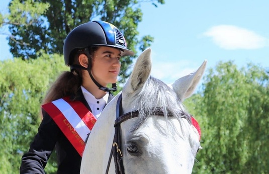 FOTO | Fiica lui George Copos, pe cai mari în Europa! Şi-a dezvăluit planul şi vrea să reprezinte România: "Acesta este ţelul meu" 