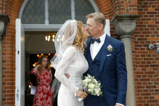VIDEO | Nuntă mare în Danemarca! Peter Schmeichel s-a însurat la 55 de ani 