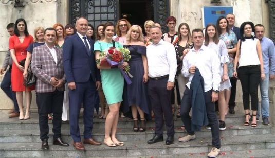 VIDEO Handbalul din Craiova e în sărbătoare! Antrenorul Bogdan Burcea şi handbalista Cristina Zamfir s-au căsătorit