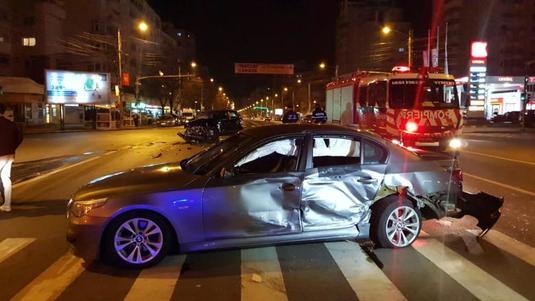 VIDEO | Primele imagini cu accidentul în care a fost implicat Mihai Chirica, primarul care susţine Poli Iaşi. Impactul, surprins de camere