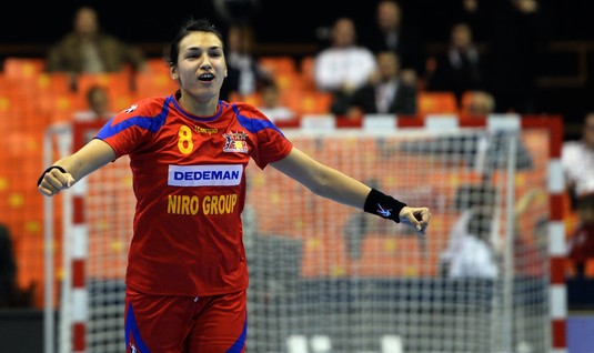 Cristina Neagu a fost cea mai bună, dar îşi scoate pălăria în faţa colegelor: ”Le felicit, au jucat excelent!”