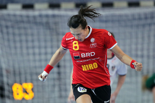 Mesajul celor de la FCSB pentru naţionala de handbal feminin a României: ”Felicitări pentru cele trei victorii! Să veniţi acasă cu medaliile la gât”