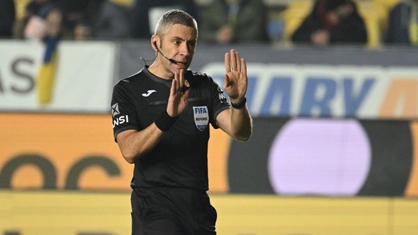 Suspendare uriaşă pentru Radu Petrescu! Arbitrul meciului Petrolul - FC Argeş, OUT până la finalul sezonului