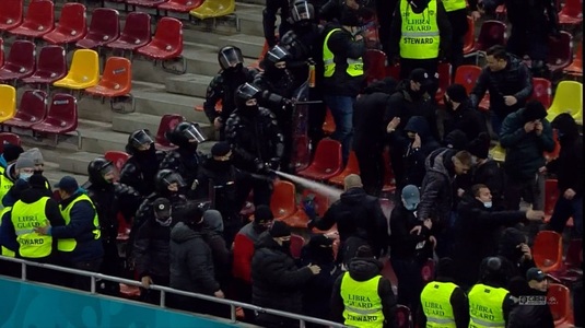 Moment tensionat în pauza meciului Rapid - UTA! Jandarmeria a intrat în zona galeriei arădenilor. Ce s-a întâmplat cu spectatorii | VIDEO