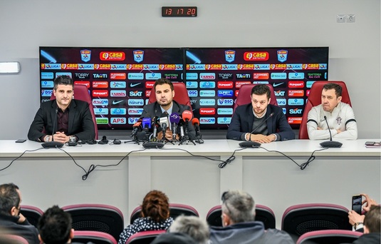 Adrian Mutu şi Victor Angelescu au fost puşi la zid după conflictul cu presa de la conferinţă: "Atitudine agresivă"