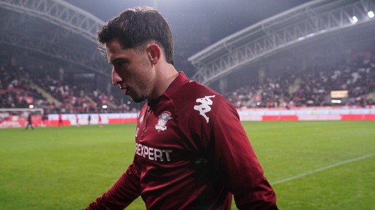 “FCSB s-a gândit să-l ia”, dar Rapid l-a convins să semneze! Cum au dat giuleştenii lovitura pe piaţa transferurilor: “L-am sunat non-stop pe impresar”