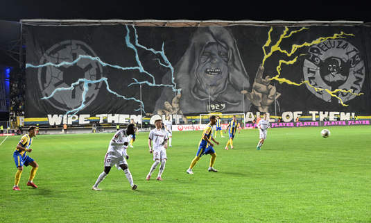 LIVE VIDEO | Rapid - Petrolul, de la 20:00, pe Orangesport.ro. Se anunţă spectacol total în ”Primvs derby”