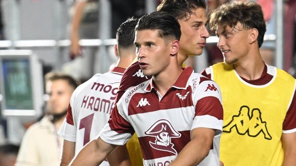 “Te afectează că nu mai eşti căpitan?”. Alex Dobre a spus ce simte. Un rapidist ajuns în vară, declaraţie de dragoste pentru club