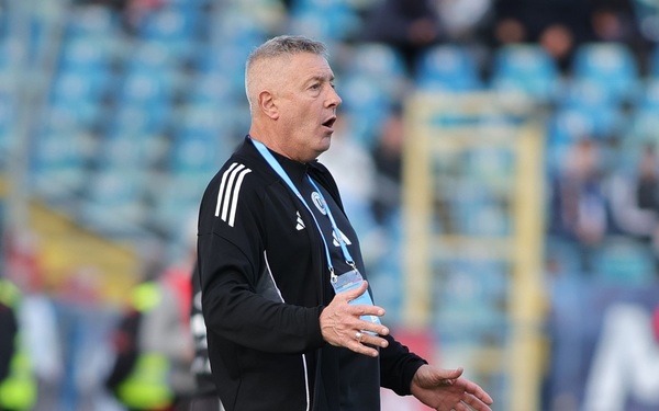 Cristiano Bergodi a dezvăluit prima decizie luată la U Cluj. I-a adus victoria cu Oţelul: "Sunt de 40 de ani în fotbal"