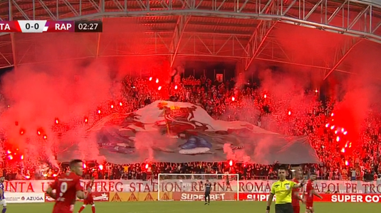 VIDEO | Atmosferă superbă în Liga 1, la UTA Arad - Rapid Bucureşti! Gazdele au avut o coregrafie specială. Giuleştenii, cadouri pentru fani