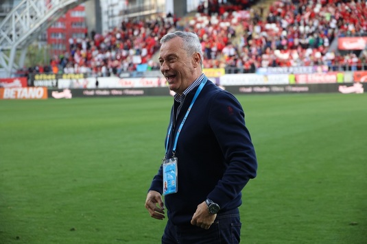 Mircea Rednic, transfer în mijlocul sezonului! UTA Arad a achiziţionat un jucător jamaican care a evoluat în MLS