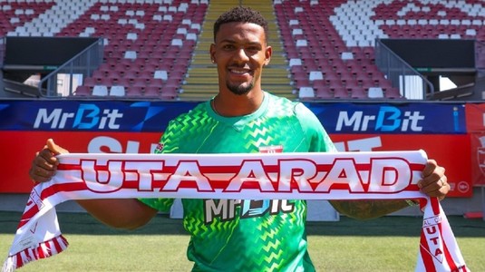 UTA şi-a luat portar de la Cupa Mondială! Arădenii au anunţat transferul: "O experienţă incredibilă"