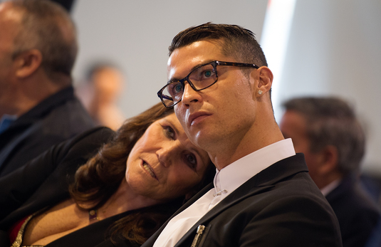 BREAKING | Cristiano Ronaldo, prima reacţie după accidentul vascular pe care l-a suferit mama sa: „Puţină intimitate, vă rog”