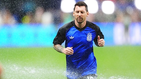 "Dacă merge acum la FC Barcelona, e titular, e cel mai bun". Panduru, uluit de Messi după semifinala dintre Argentina şi Anglia