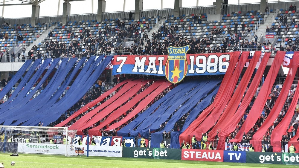 Foto fotbal - STEAUA BUCURESTI (Castigatoarea CCE 1986)