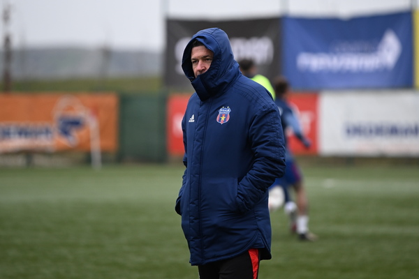 Steaua, din nou surpriza neplăcută a Ligii 2! ”Militarii” au condus cu 1-0, dar au fost învinşi de Bistriţa. Corvinul a mai făcut un pas către promovare