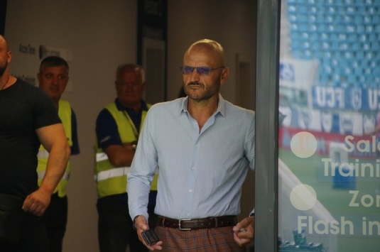 ULTIMA ORĂ | Adrian Mititelu a anunţat două transferuri la Craiova!