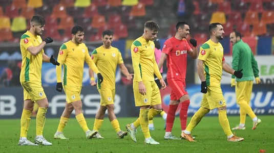 Situaţie dramatică la CS Mioveni. Marius Stoica şi jucătorii au vorbit despre problemele financiare de la club: ”Este dezamăgitor tot ce se întâmplă”