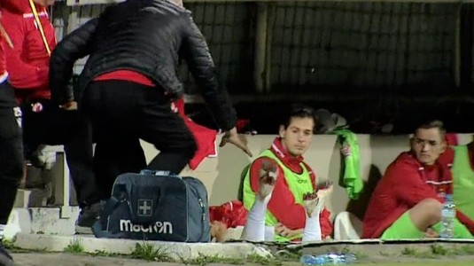 Comentatorul meciului Oţelul - Dinamo a erupt în direct! "Astea nu sunt condiţii. Nu se poate aşa ceva" | VIDEO