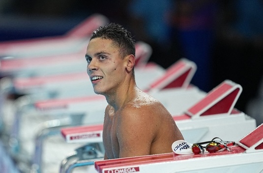 David Popovici, uriaş la Europenele de la Paris. A câştigat al treilea titlu continental consecutiv la 100 m liber şi a stabilit un nou record al competiţiei