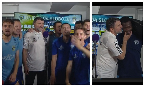 VIDEO | Momente fabuloase! Fotbaliştii au intrat peste interviul lui Mihalcea. Cu boxa pe umăr, Afalna a fost pupat de antrenor