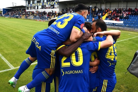 După retrogradarea din Superligă, clubul intră în insolvenţă şi îşi propune revenirea cât mai rapidă în prima ligă