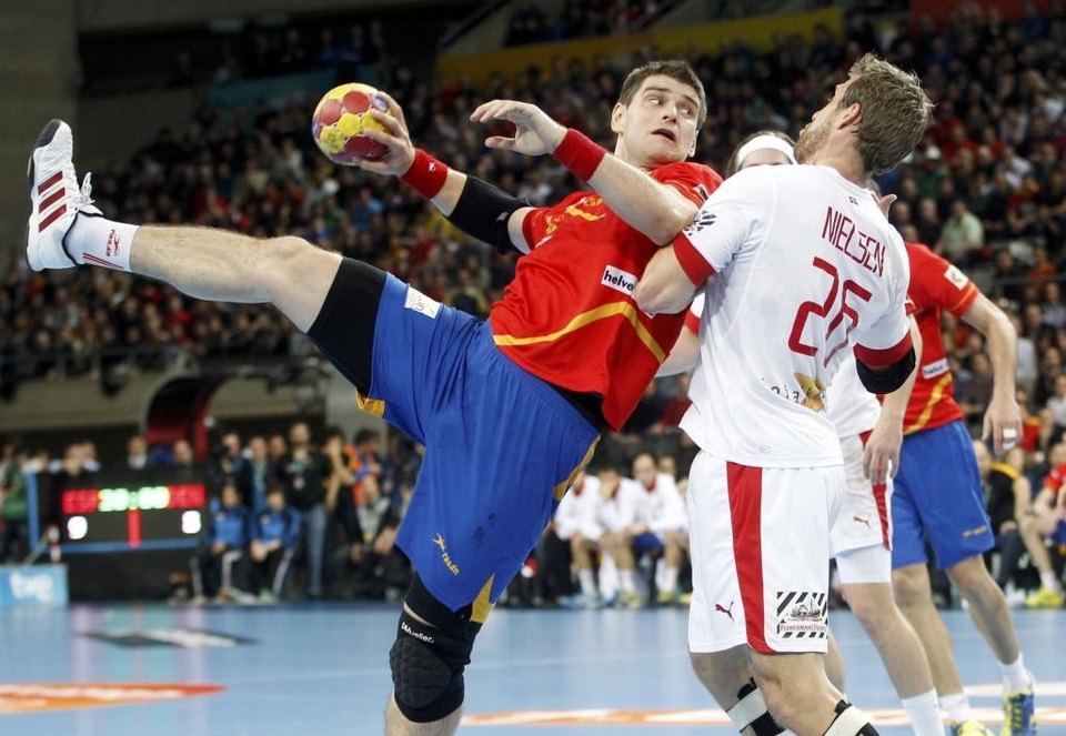 //i0.1616.ro/media/581/3142/38106/19232209/2/handball.jpg
