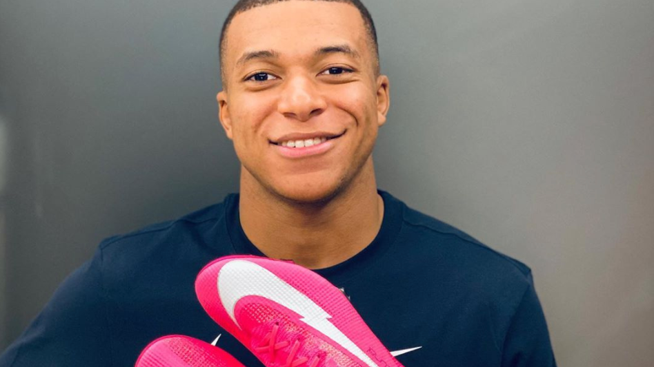 //i0.1616.ro/media/581/3142/38107/19458418/1/mbappe.png