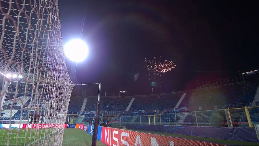 VIDEO | Artificii la Bergamo, înaintea meciului Atalanta - Real Madrid din Liga Campionilor. Confruntarea e LIVE pe Look Sport+ şi Look 4K, de la ora 22:00