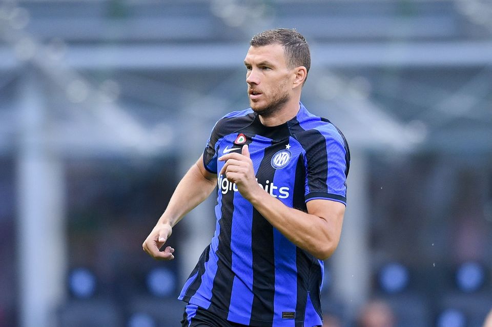 //i0.1616.ro/media/581/3142/38107/20858155/1/edin-dzeko.jpg