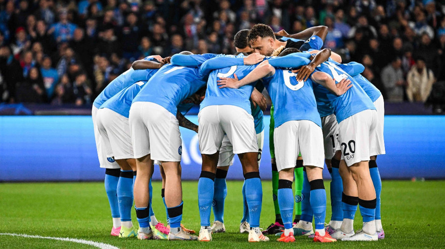 Calificarea în ”sferturile” Ligii Campionilor vine la pachet cu o primă fabuloasă pentru jucătorii lui Napoli