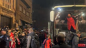 VIDEO | Manchester United a ajuns la Bucureşti. Starurile ”diavolilor” nu au dat autografe