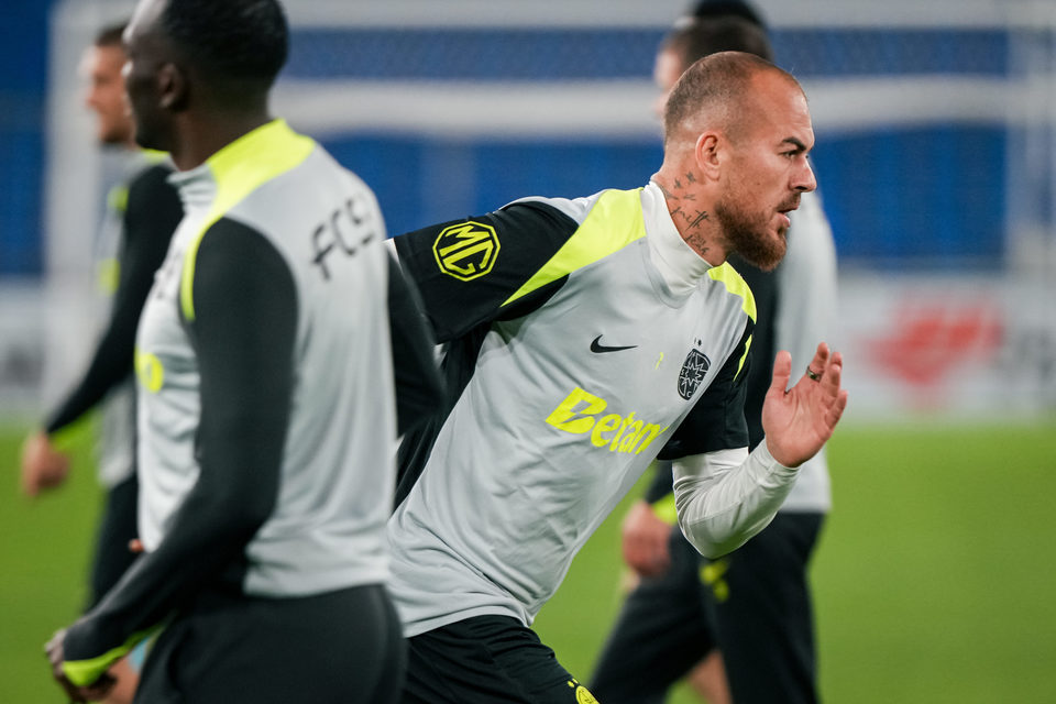 //i0.1616.ro/media/581/3142/38108/22251995/1/antrenament-oficial-fcsb-meci-fc-basel-uefa-europa-league-05-11-2025-4.jpg