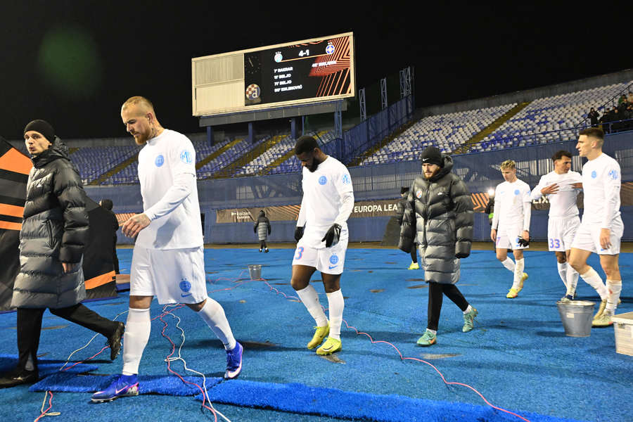 „A părut că n-ai niciun joc”! FCSB, ironizată după înfrângerea cu Dinamo Zagreb: „Când te-au lăsat, ai jucat şi tu ceva” | VIDEO EXCLUSIV